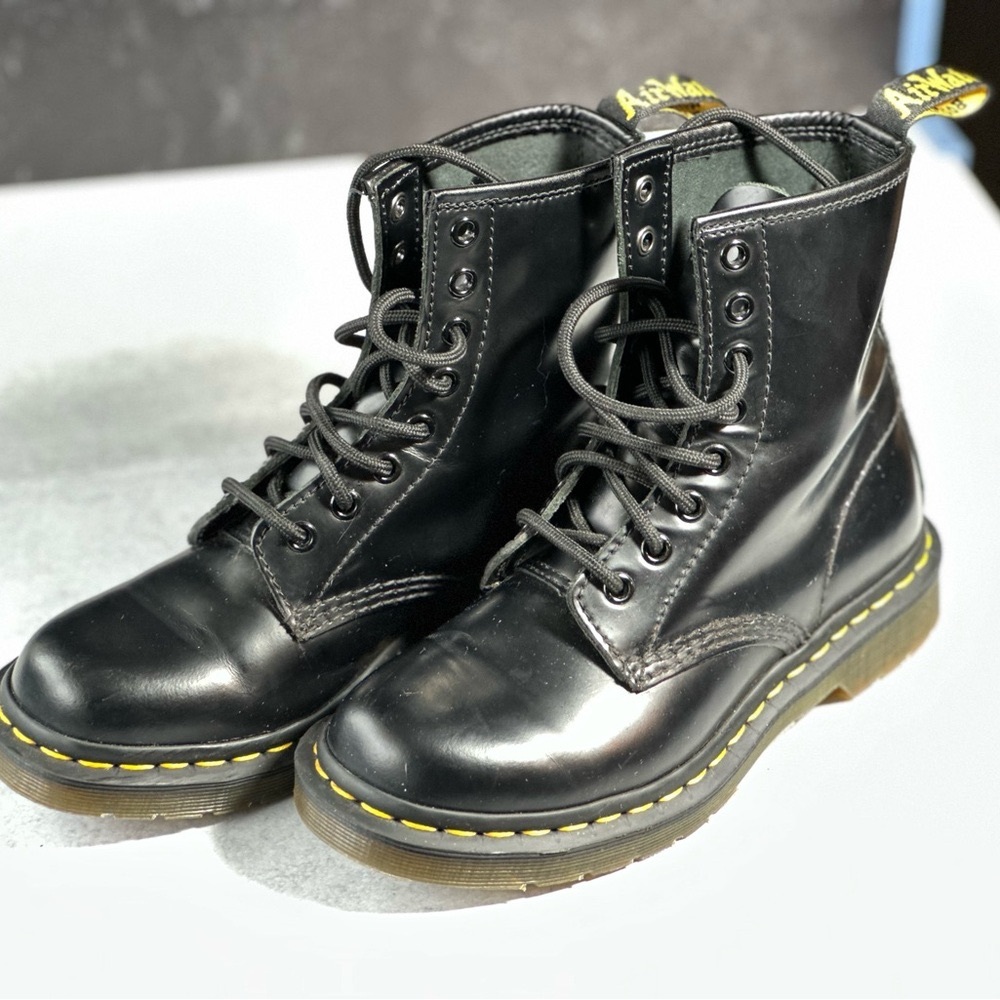 Dr. Martens 1460 Smooth Black Leather Boots EUC